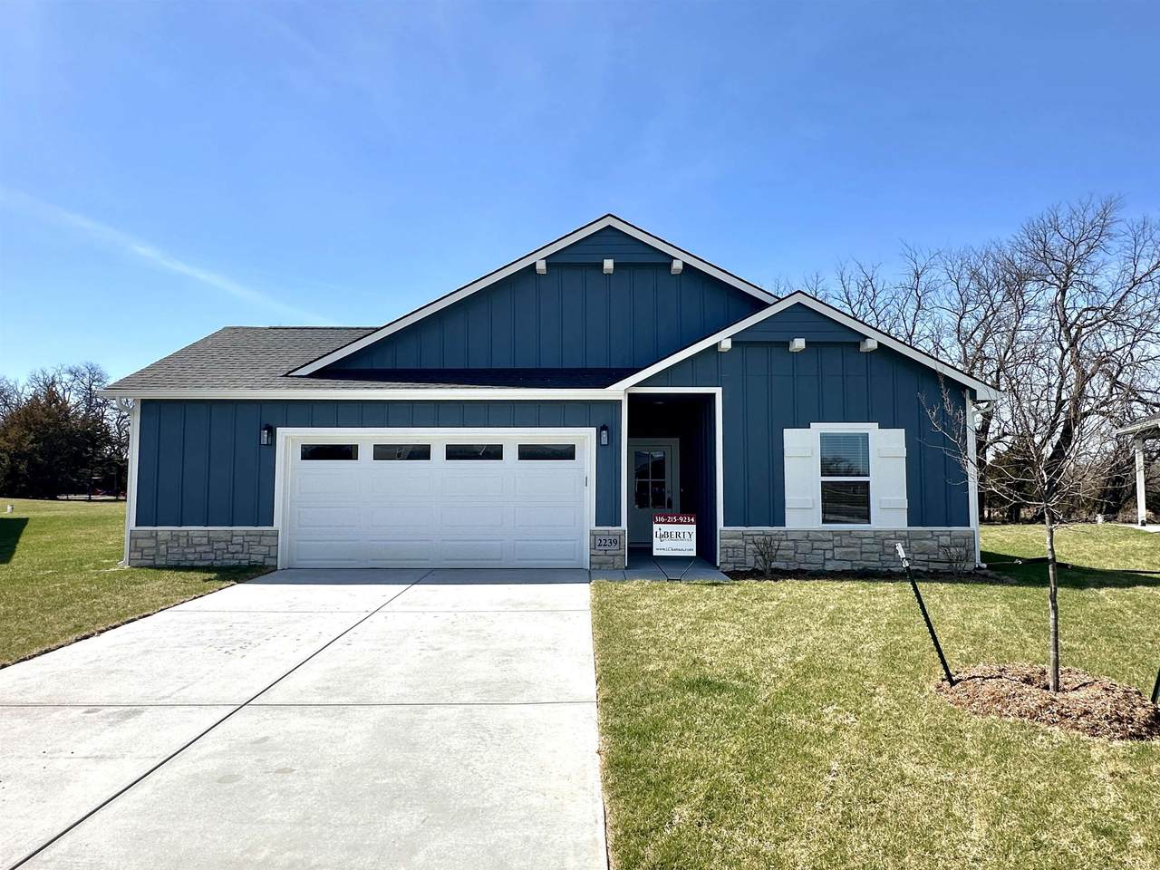 2239 San Marino Cir - Photo 1