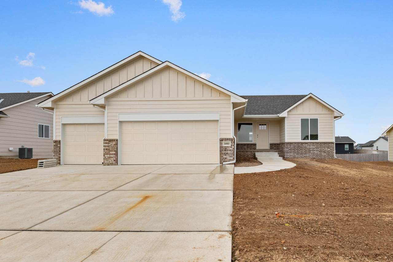 10983 Sondra Ct - Photo 1