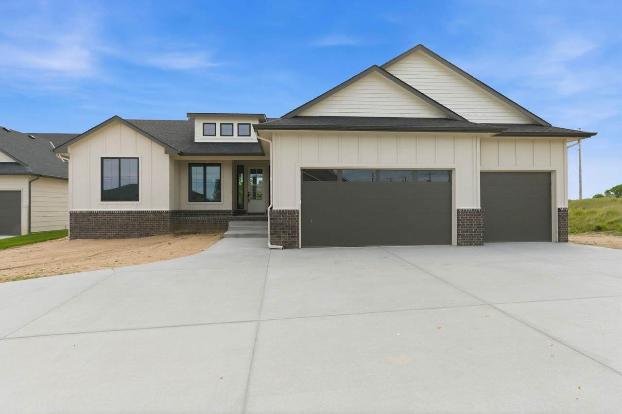 4997 Emerald - Photo 1