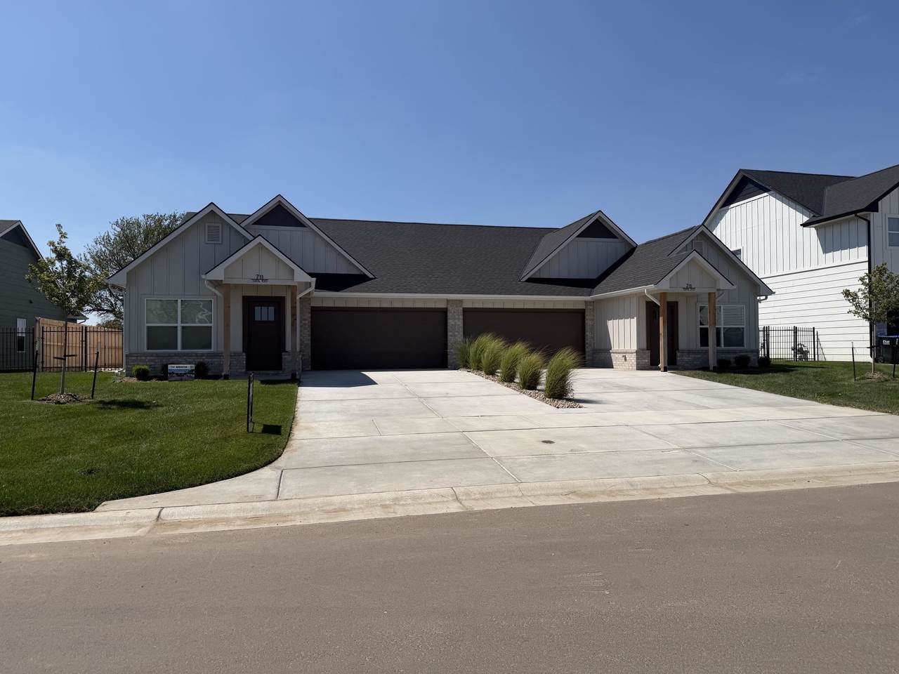 711 Rainbow Lake Unit 100 - Photo 1