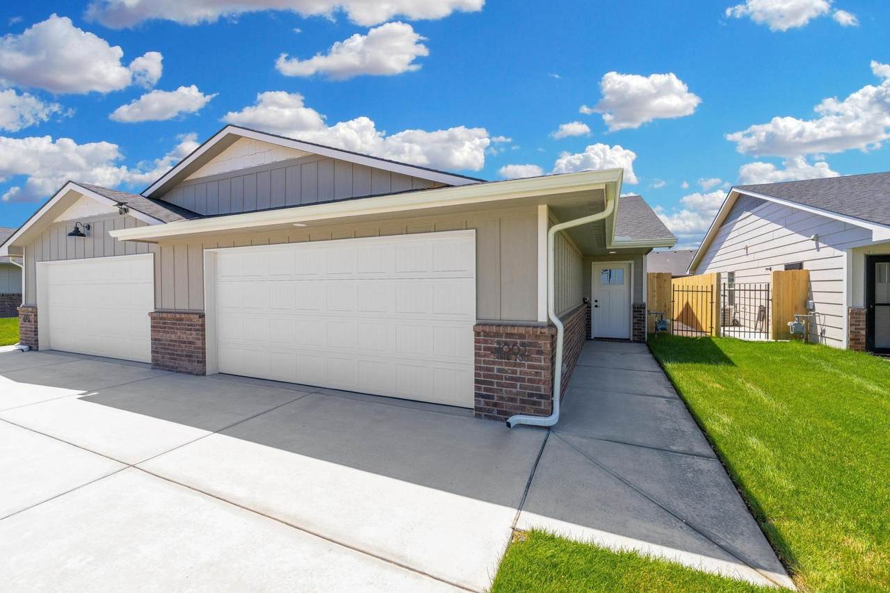 2865 Cedar Crest Ct - Photo 1