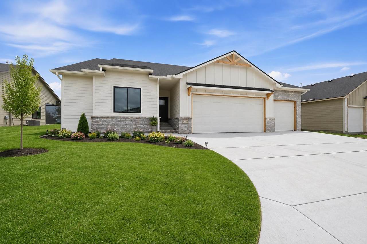 8235 Summerside Pl - Photo 1