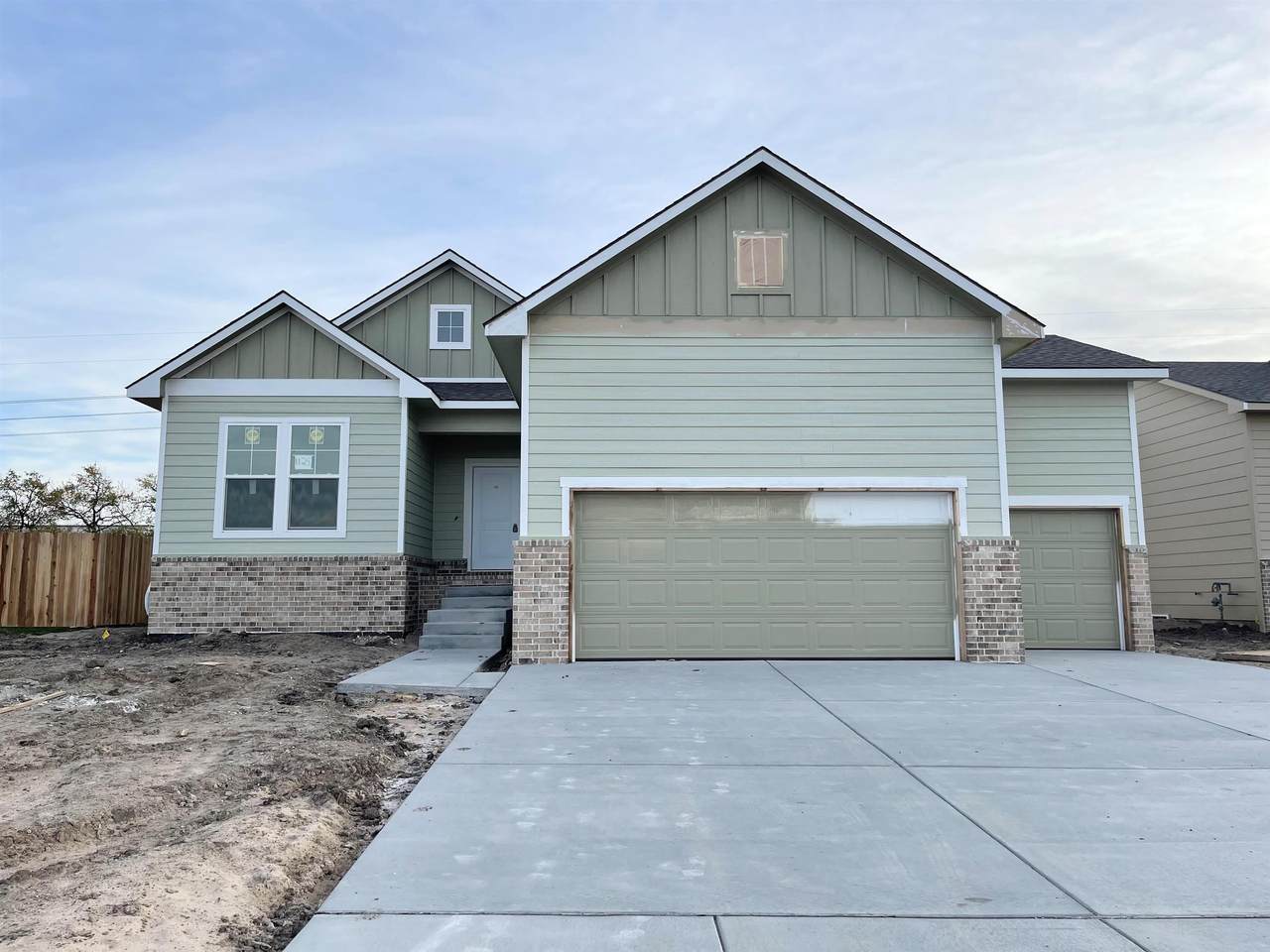 1125 Prairie Hill - Photo 1