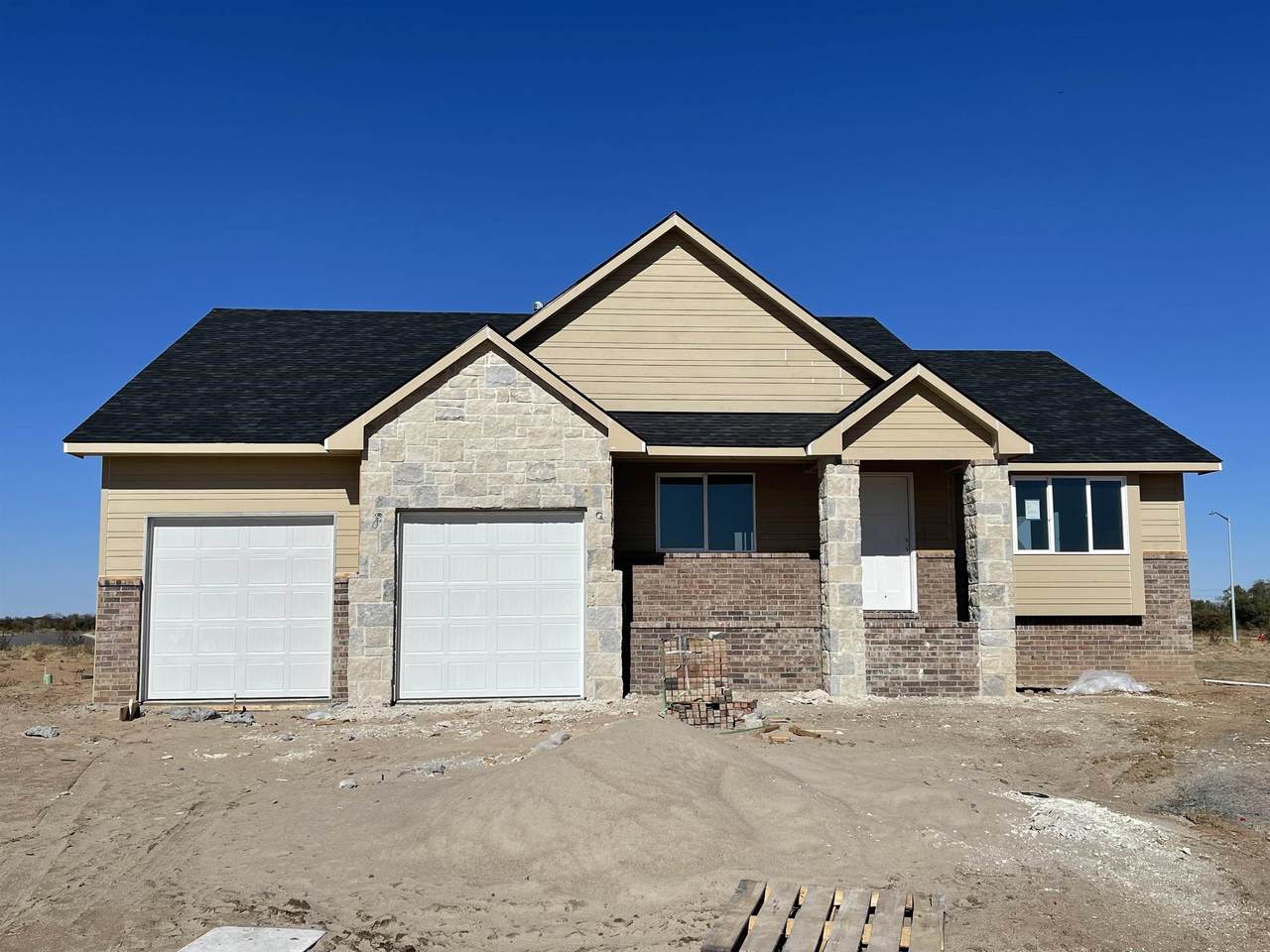 1236 Outland - Photo 1
