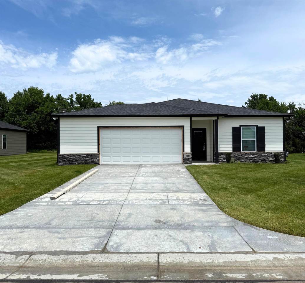 13110 Spring Valley St - Photo 1