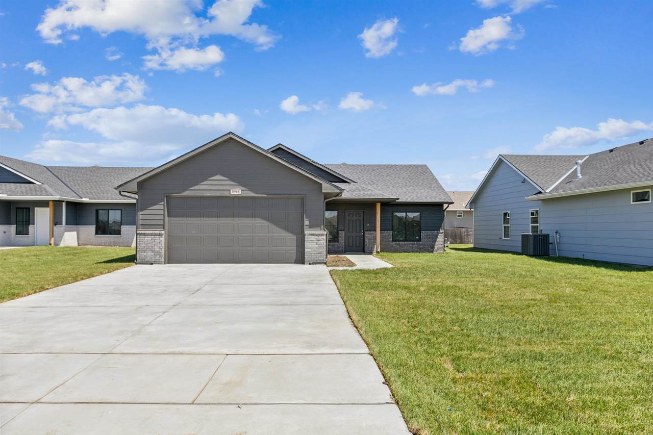 8968 Forbes Cir - Photo 1
