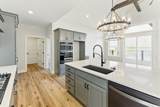2845 Malibu Dr - Photo 10