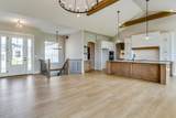 176 Wellcrest Ct. - Photo 4