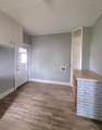 209 Walnut St - Photo 13