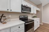 927 Blaine St - Photo 11