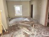 311 D St - Photo 3