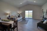 1325 Robin Dr - Photo 3