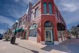 301 Summit St - Photo 4