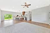 1208 Stutzman St - Photo 4