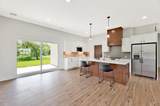 1208 Stutzman St - Photo 8