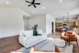 2825 Mantane Ct - Photo 9