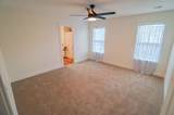 711 Washington - Photo 15