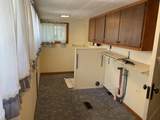 323 Broadway St - Photo 14