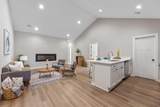 914 Fox Ridge - Photo 4