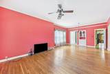 827 Litchfield Ave - Photo 3