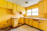 2326 Saint Clair Ave - Photo 5