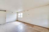 2302 Saint Clair - Photo 3