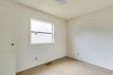 2302 Saint Clair - Photo 8