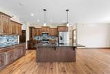2110 Edgewood Dr - Photo 9
