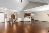1447 Lakeside Dr - Photo 5