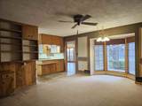 1018 Mellinger Dr - Photo 6