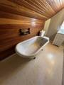 1112 Poplar - Photo 17