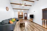 1364 Parkwood Dr - Photo 3