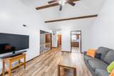 1364 Parkwood Dr - Photo 5