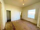 811 D St - Photo 3