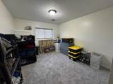 2421 Yellowstone St - Photo 26