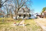 905 Pine St - Photo 3