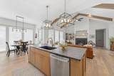 3706 Crest Cir - Photo 10