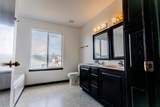 2301 Stoneybrook St - Photo 15