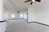 2301 Stoneybrook St - Photo 3