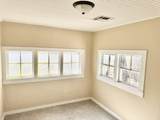 325 Poplar St - Photo 8