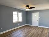 222 Mackenzie Ave - Photo 2