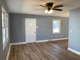 222 Mackenzie Ave - Photo 3