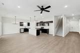 9237 Fox Pointe Ct - Photo 6