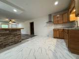 210 Quincy Ave - Photo 5