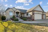 1401 Shadow Rock Dr - Photo 3