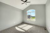 2824 Crystal Lake Dr - Photo 18