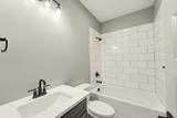 2824 Crystal Lake Dr - Photo 19