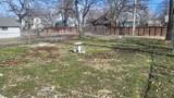 906 Walnut - Photo 12