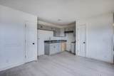 1502 Catalina St - Photo 3