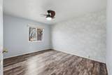 9221 Douglas Ave - Photo 12